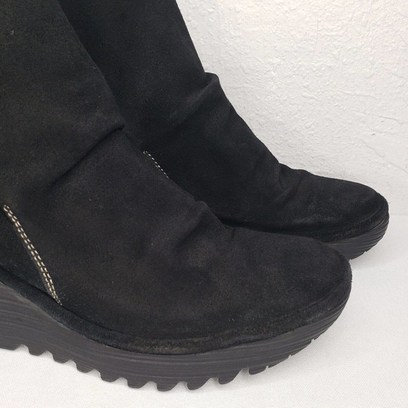 Fly London Boots Yama Wedge Ankle Bootie Black Suede Lace Up Size 38 EU 8 US - Picture 3 of 13